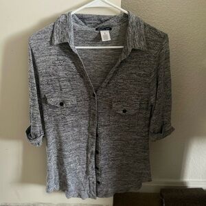 Olivia Blu shirt. Gray with buttons and pockets on the upper chest.
